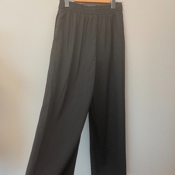 NWOT DR2 Flowy Pantsuit - Picture 5 of 5